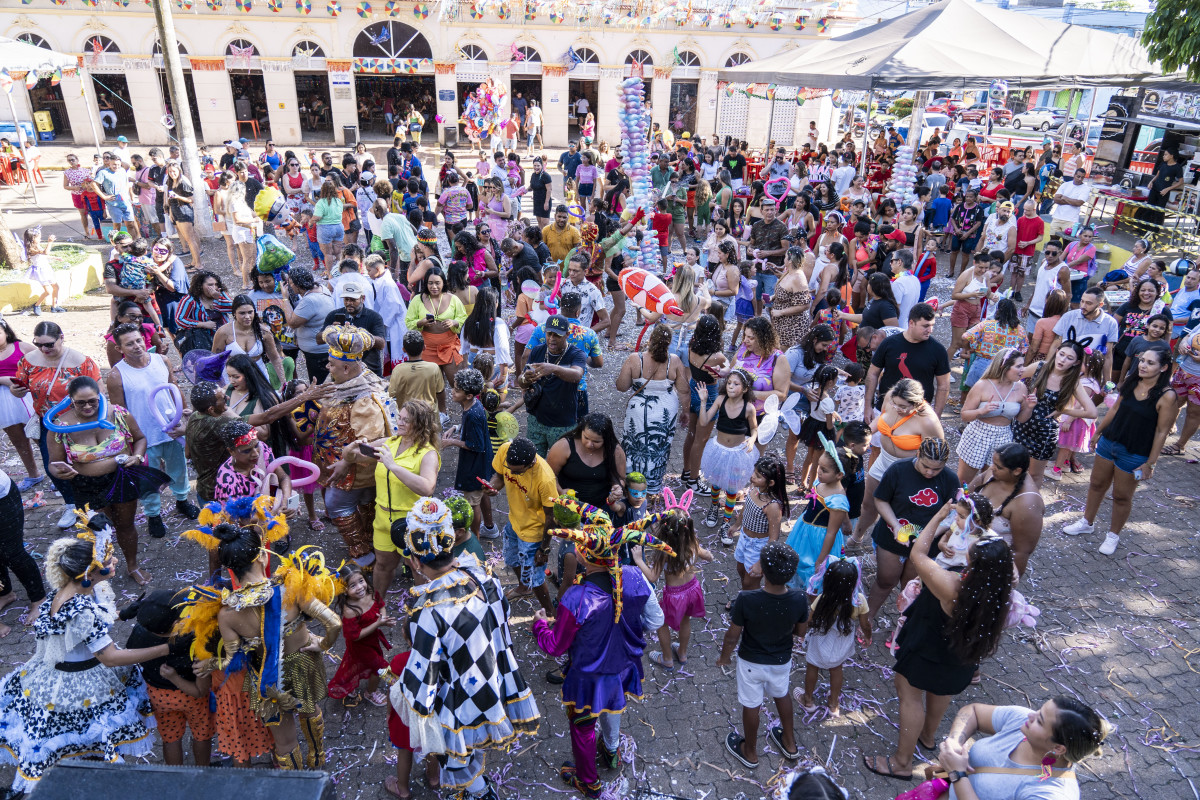 Prefeitura preparou um guia prático para se divertir de maneira segura e saudável no Carnaval 2026