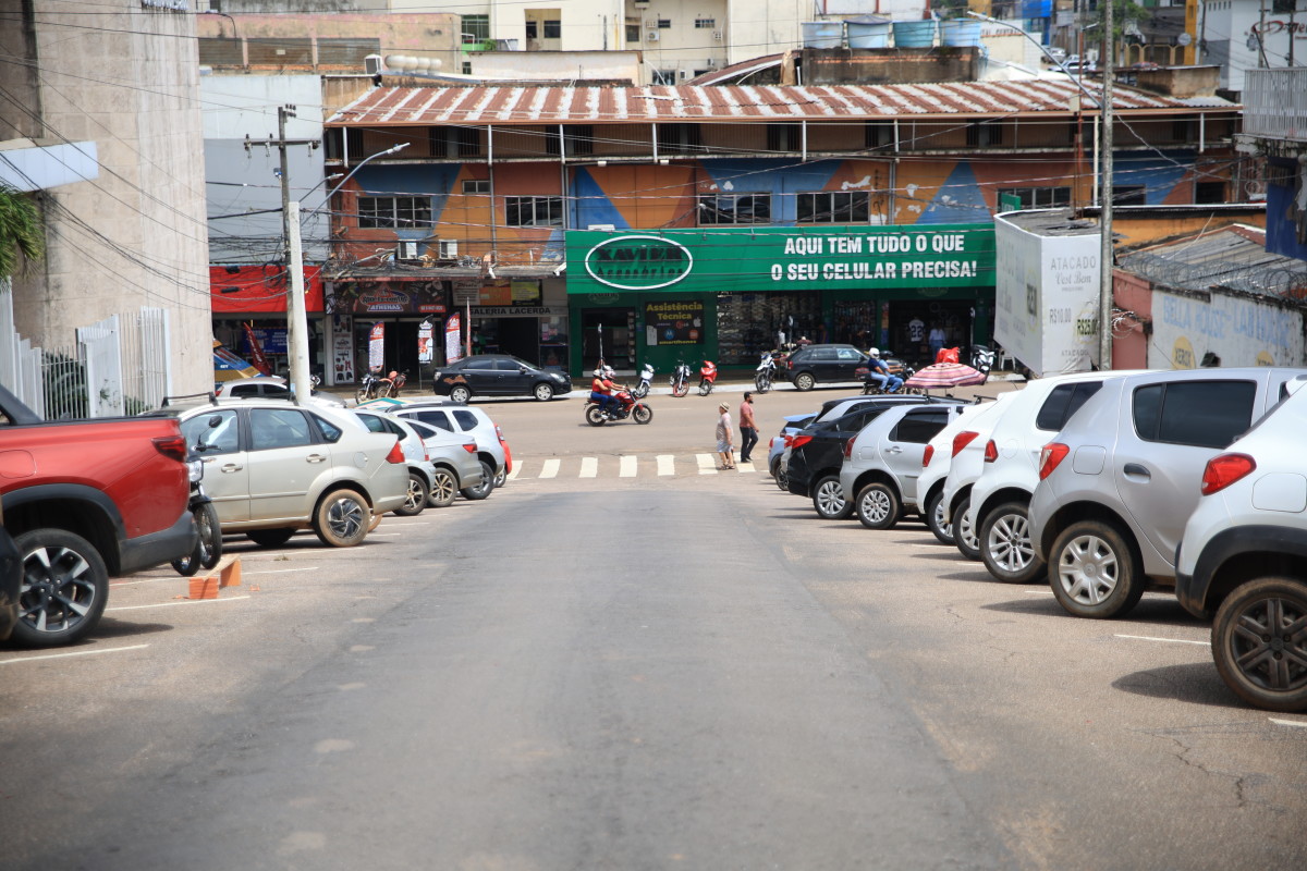 Implantação do estacionamento em 45 graus na avenida Sete de Setembro já trouxe impactos positivos