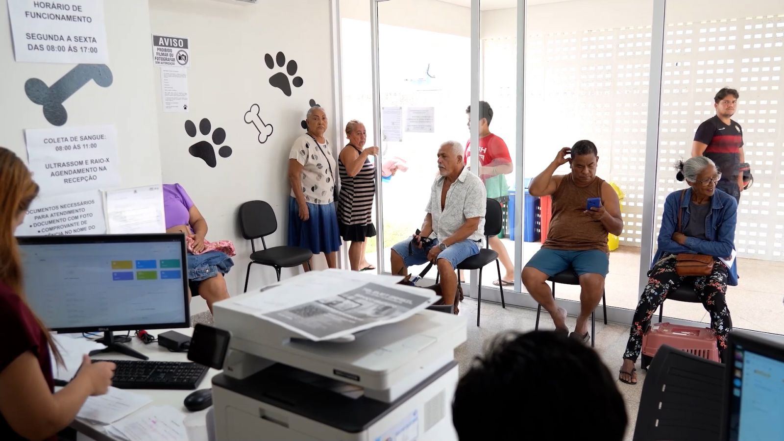 Diariamente são distribuídas dez fichas para atendimentos (consultas) iniciais