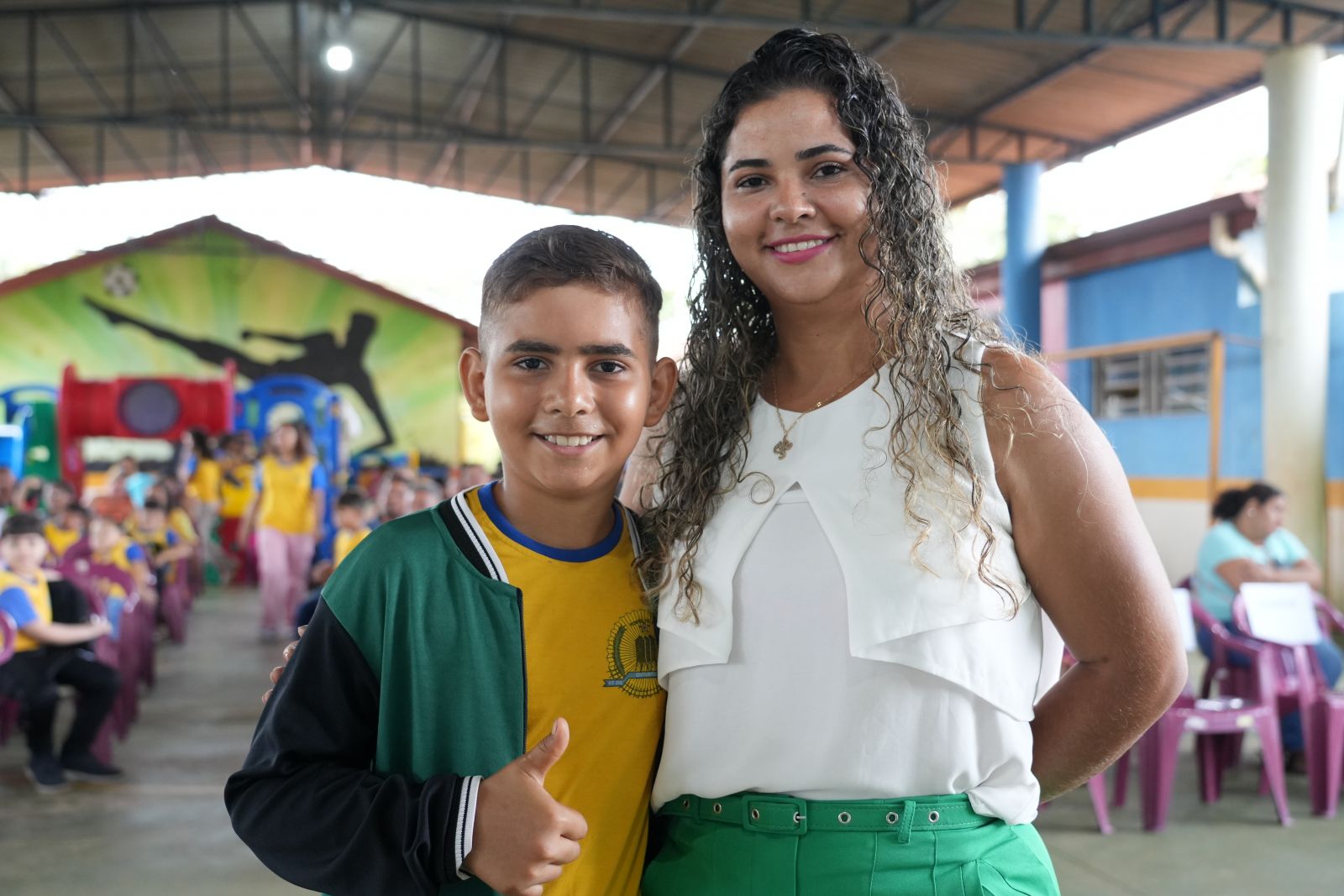 Clemilda da Silva Garcia, mãe de Jonathan, a elogiou entrega dos novos uniformes 