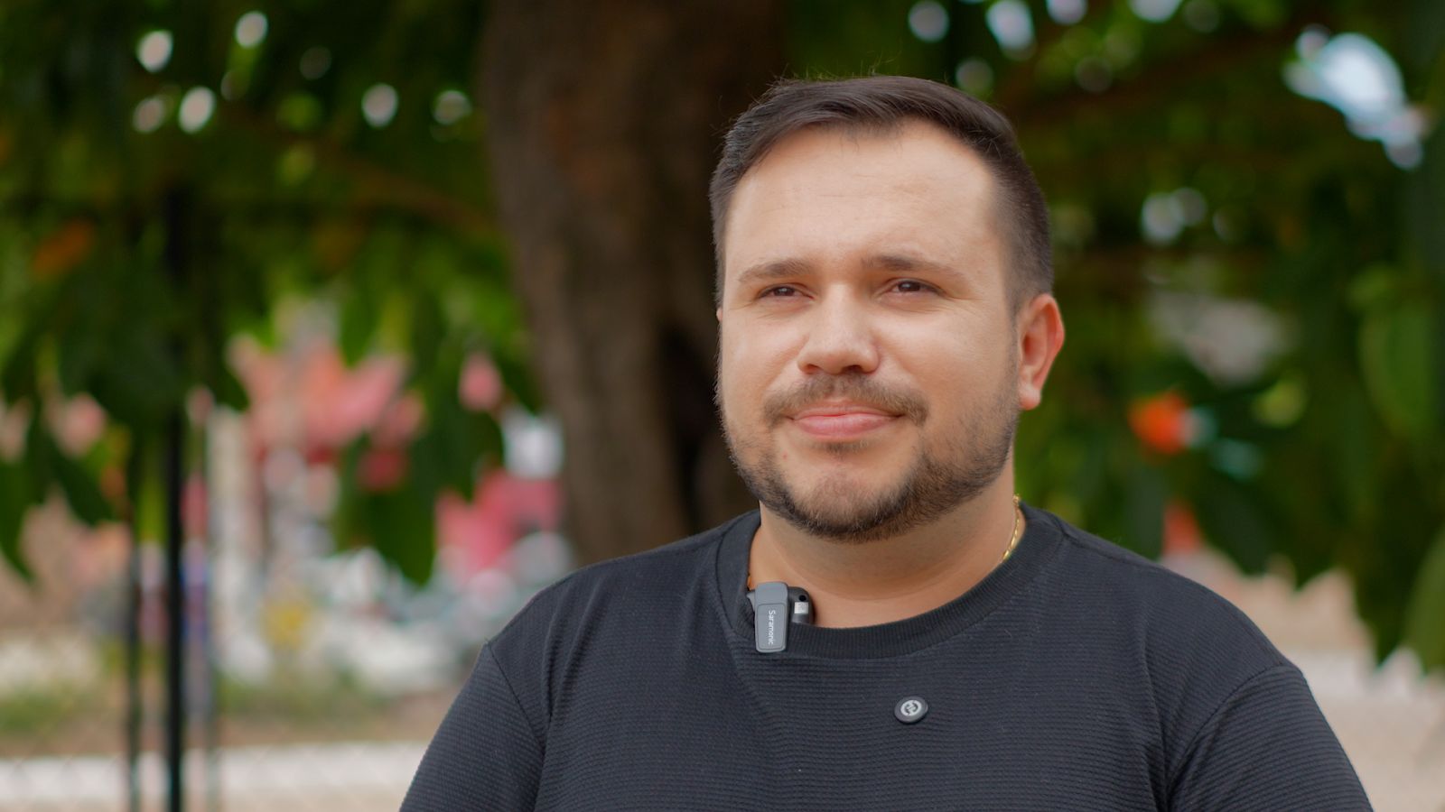 O maior desafio de Jhon é adaptar e transcrever depoimentos colhidos na rua