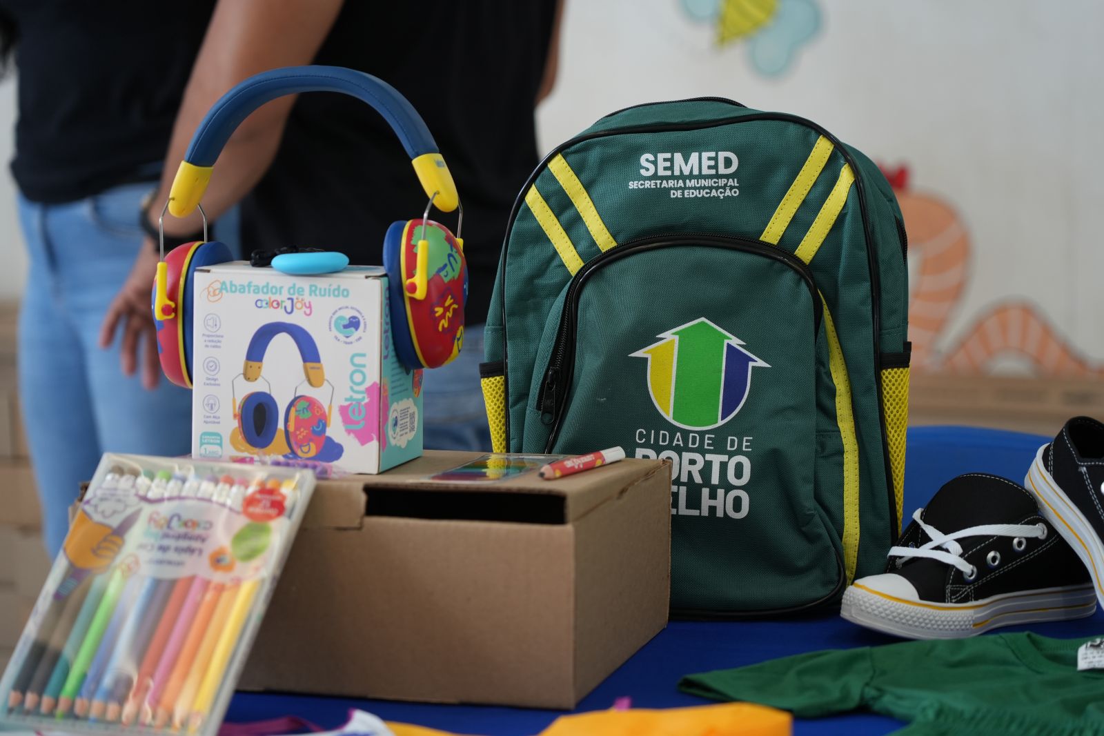  Mais de 43  mil alunos serão beneficiados e 2.984 professores