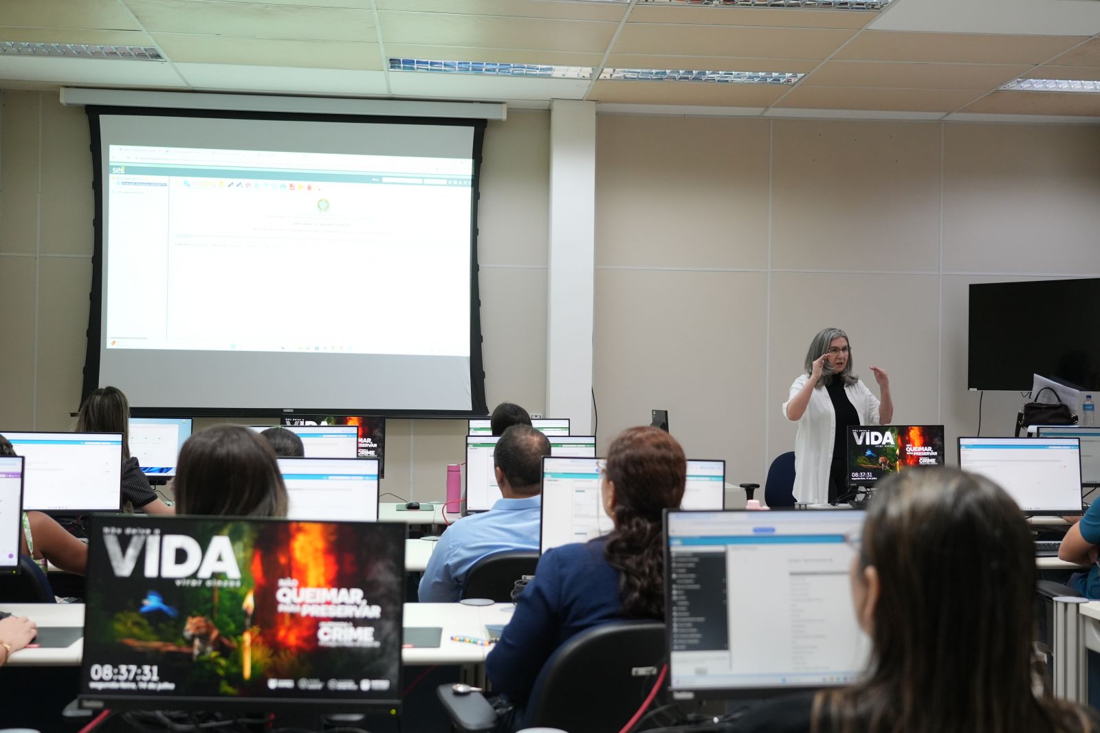 A capacitação busca garantir maior eficiência, agilidade e segurança na tramitação de documentos e processos internos