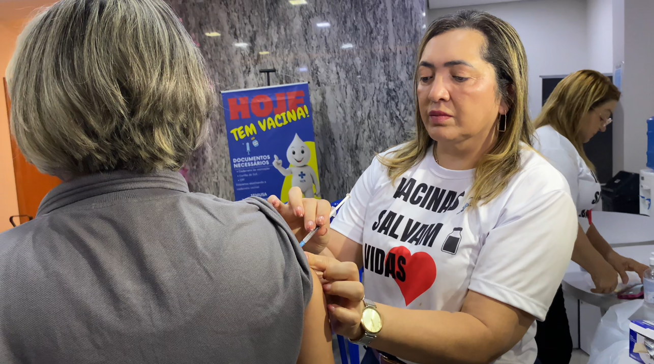 Elizeth Gomes Pinto explica que o procedimento é simples