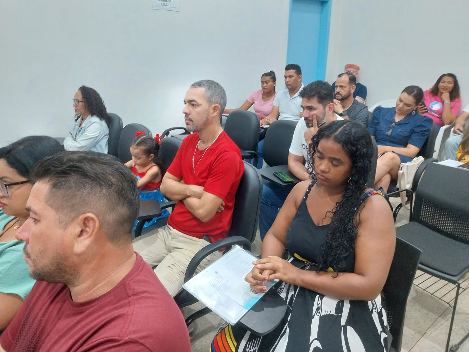 Famílias voluntárias participam de capacitação para integrar o Serviço Família Acolhedora