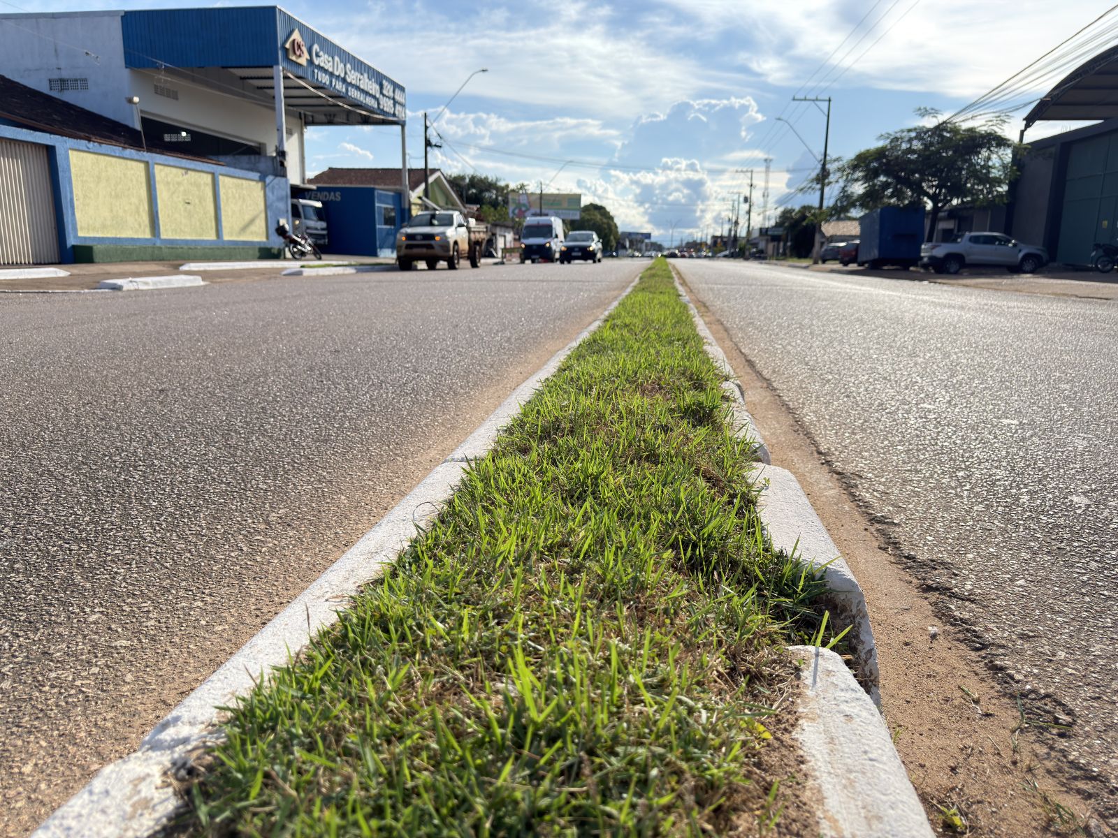 A Prefeitura de Porto Velho intensifica as ações da Operação Cidade Limpa em diferentes pontos da cidade