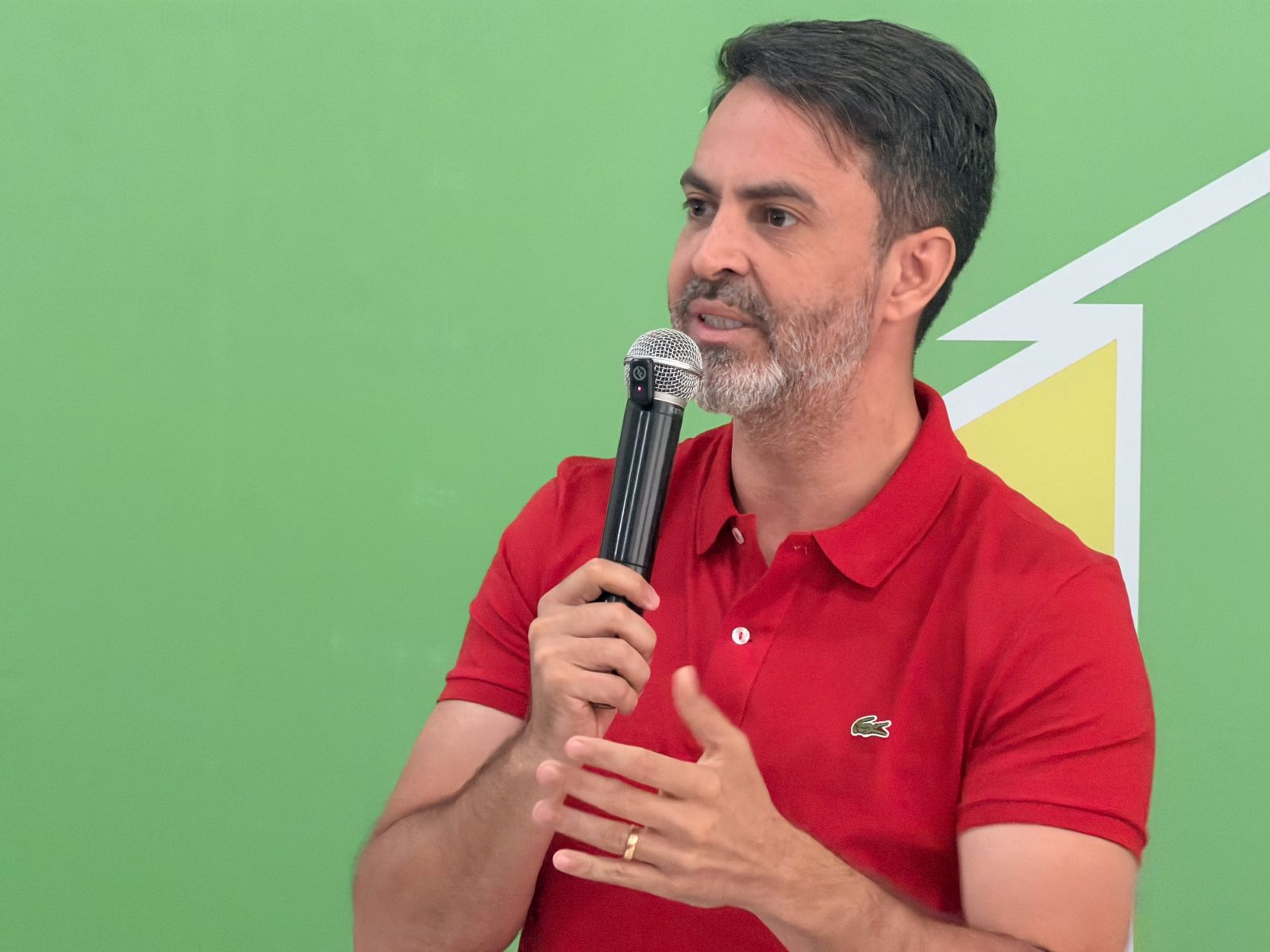 Léo Moraes destacou que cada contribuição retorna em forma de cuidado, dignidade e oportunidade 