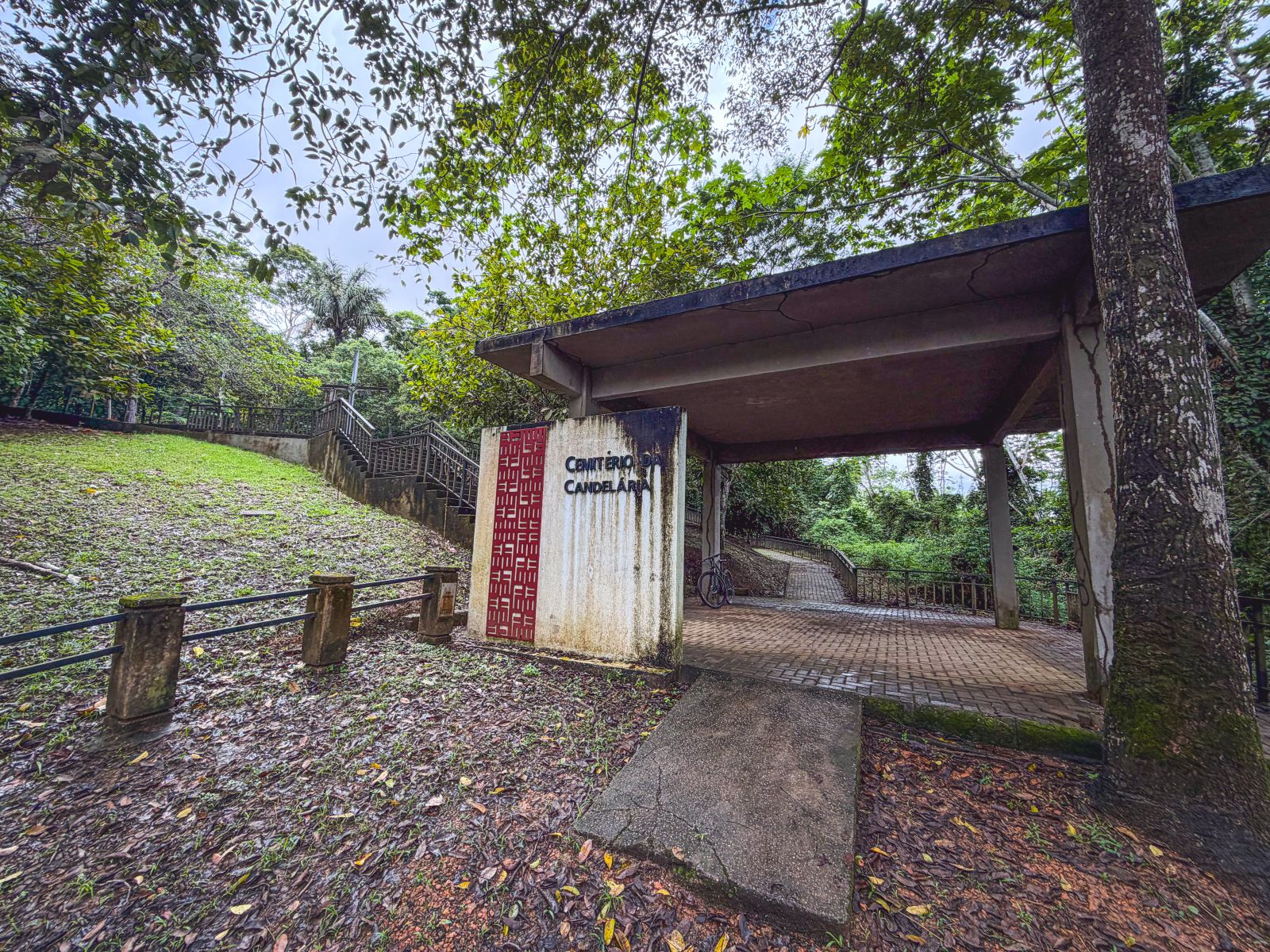 A ação acontece nos cemitérios Cemitério Santo Antônio, Cemitério dos Inocentes e Cemitério da Candelária