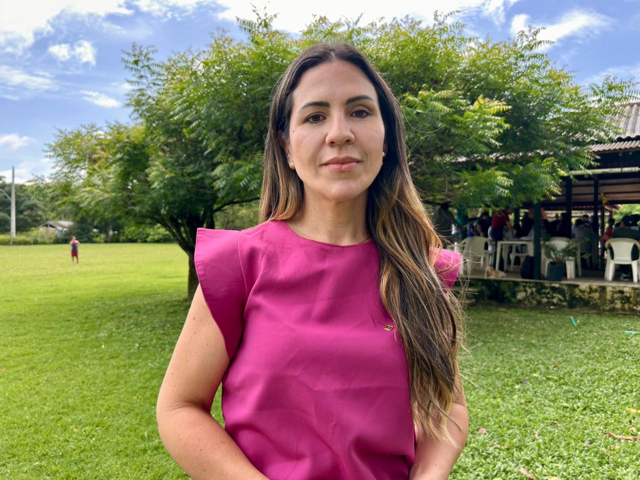 Médica Karina Thames ressaltou a importância de levar os serviços à população que reside distante das unidades fixas de atendimento