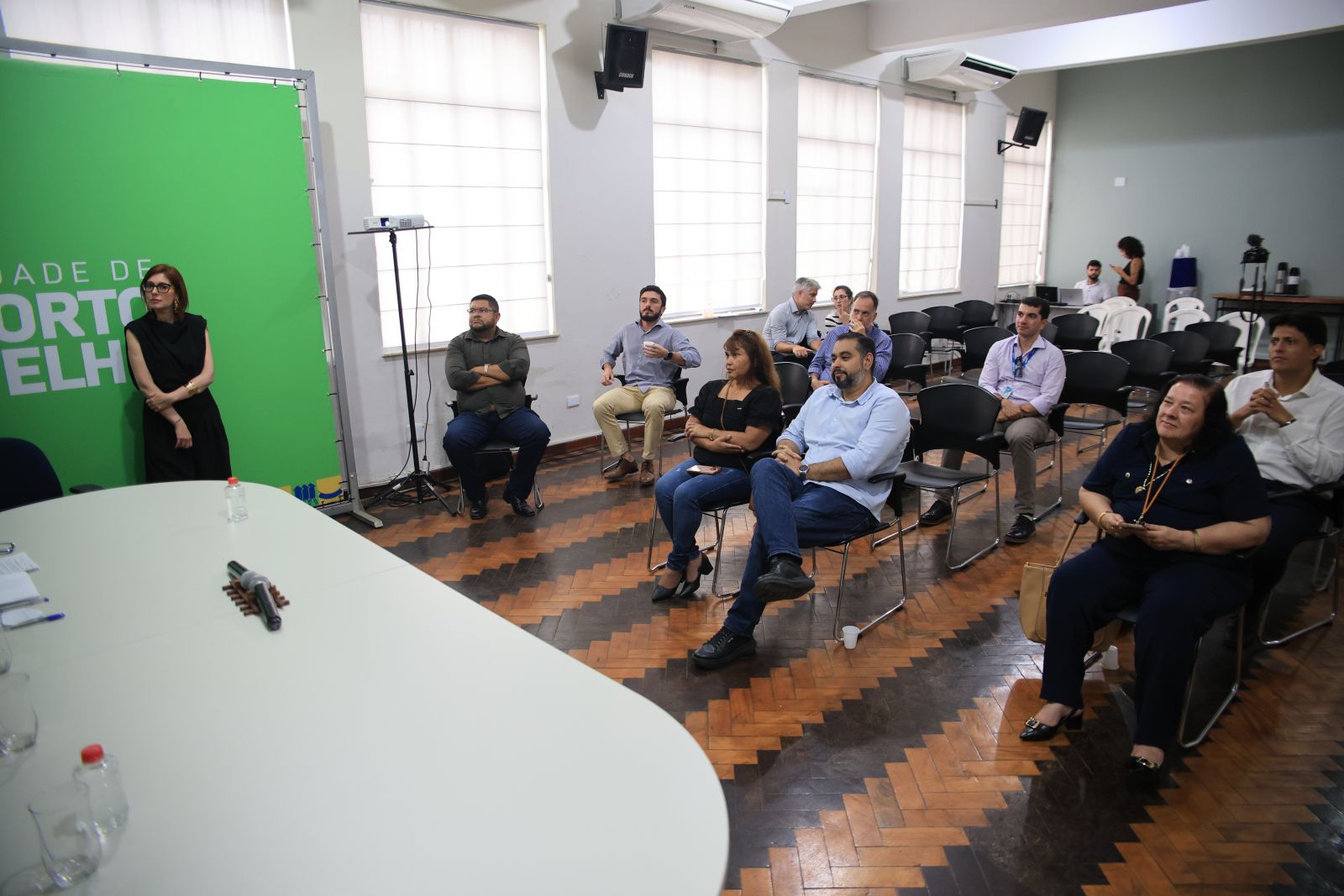 Encontro reuniu representantes da administração municipal e da Caixa Econômica Federal 
