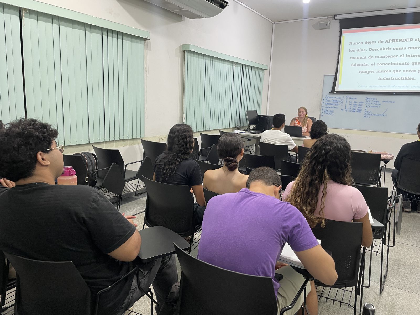 Cursinho é realizado em quatro polos estratégicos do município