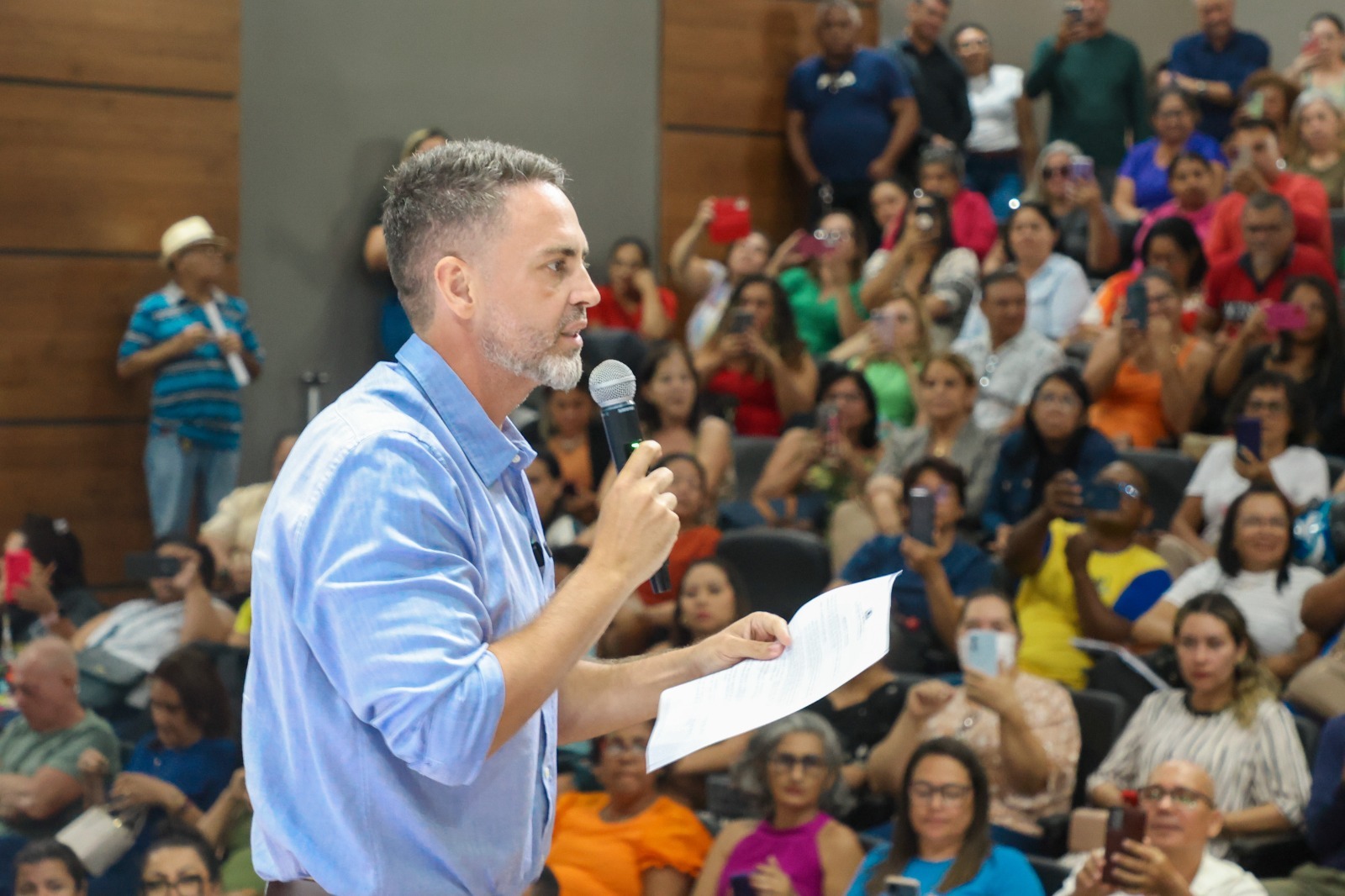 Léo Moraes destacou que a convocação reforça o compromisso da gestão com a educação pública municipal