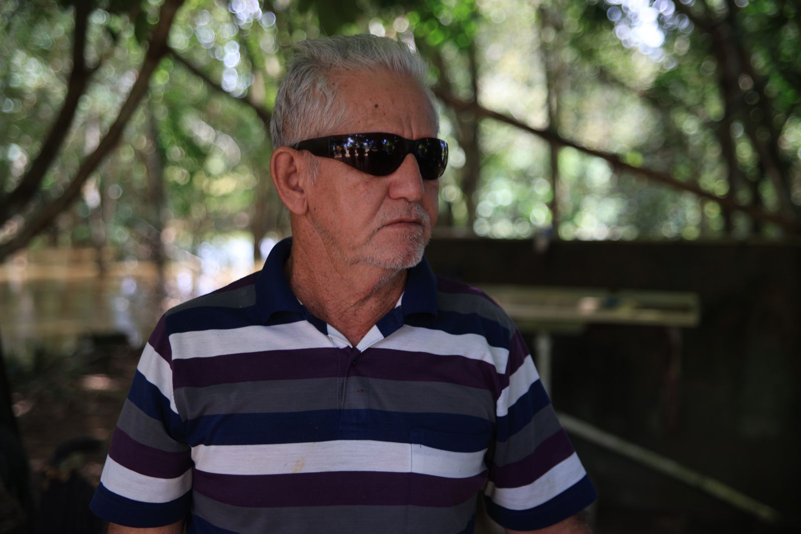 João acredita que o alagamento no bairro ocorreu por causa do acúmulo de entulhos que represou o igarapé Bate e dificultou o escoamento das águas pluviais