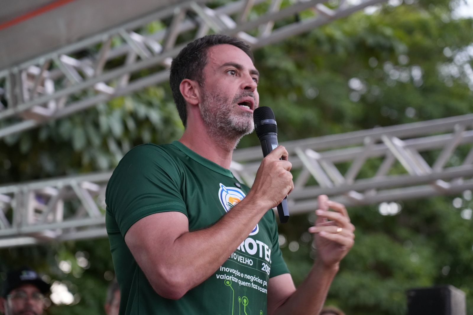  Léo Moraes reforça que investir no campo é investir no desenvolvimento do município