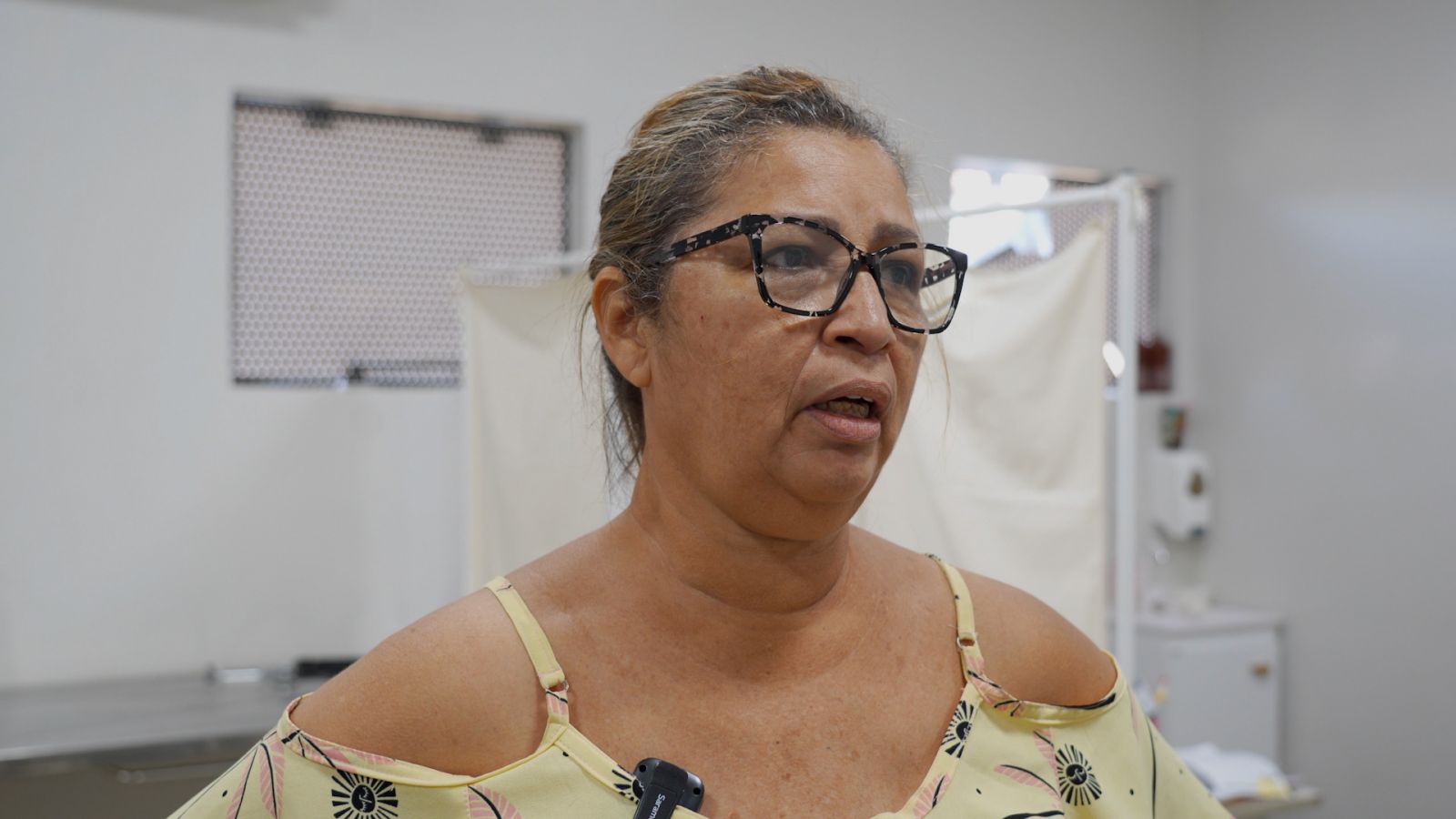 Maria Constância dedica sua rotina ao resgate e cuidado de animais vulneráveis em Porto Velho