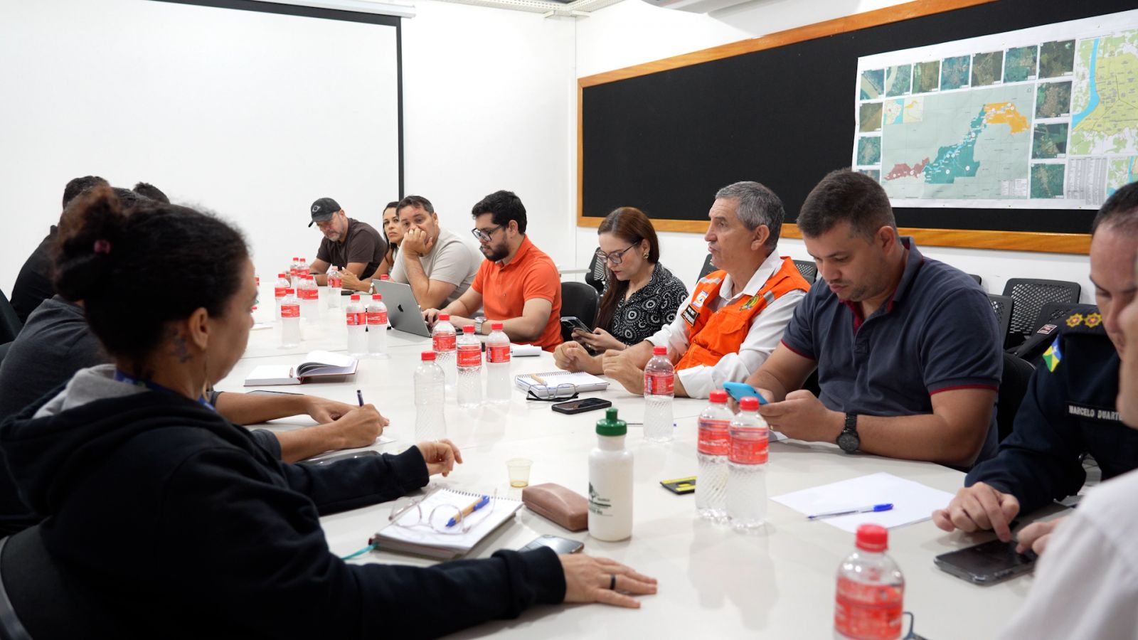 novo comitê, que terá dois membros de cada órgão envolvido