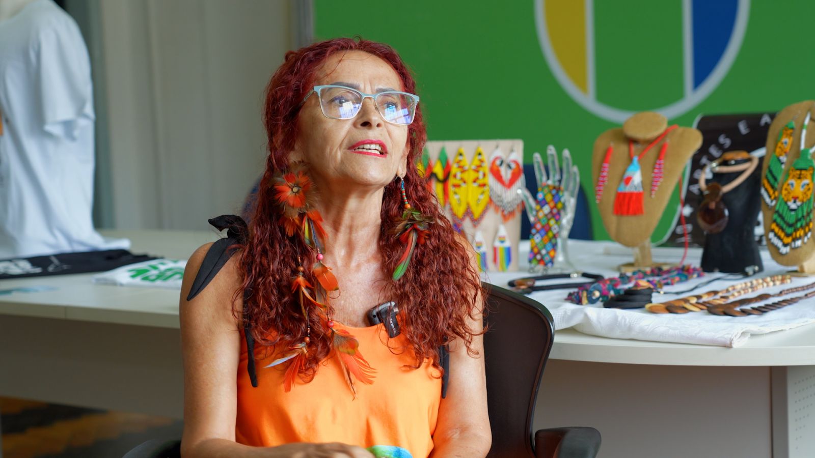 Tetê Frazão trabalha com a confecção de peças artesanais, que encantam pela riqueza de detalhes e originalidade