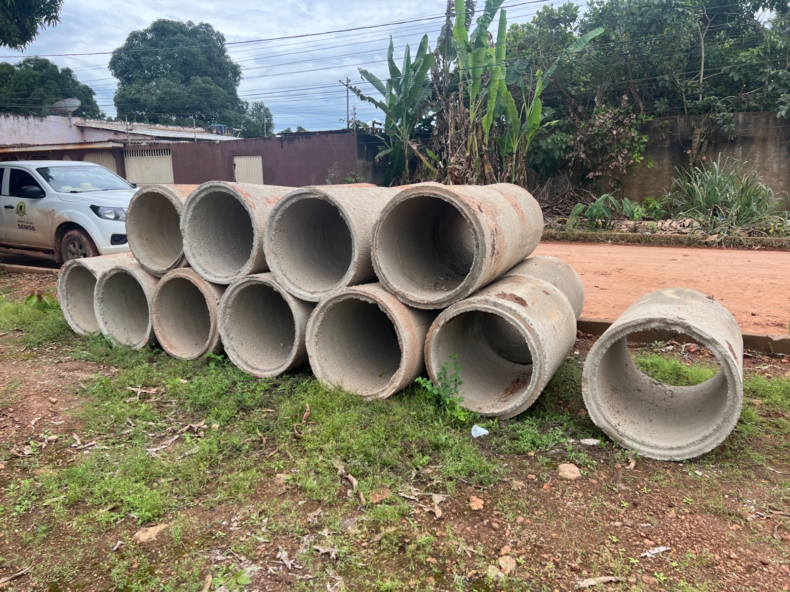 intervenção inclui a implantação de aproximadamente 150 manilhas