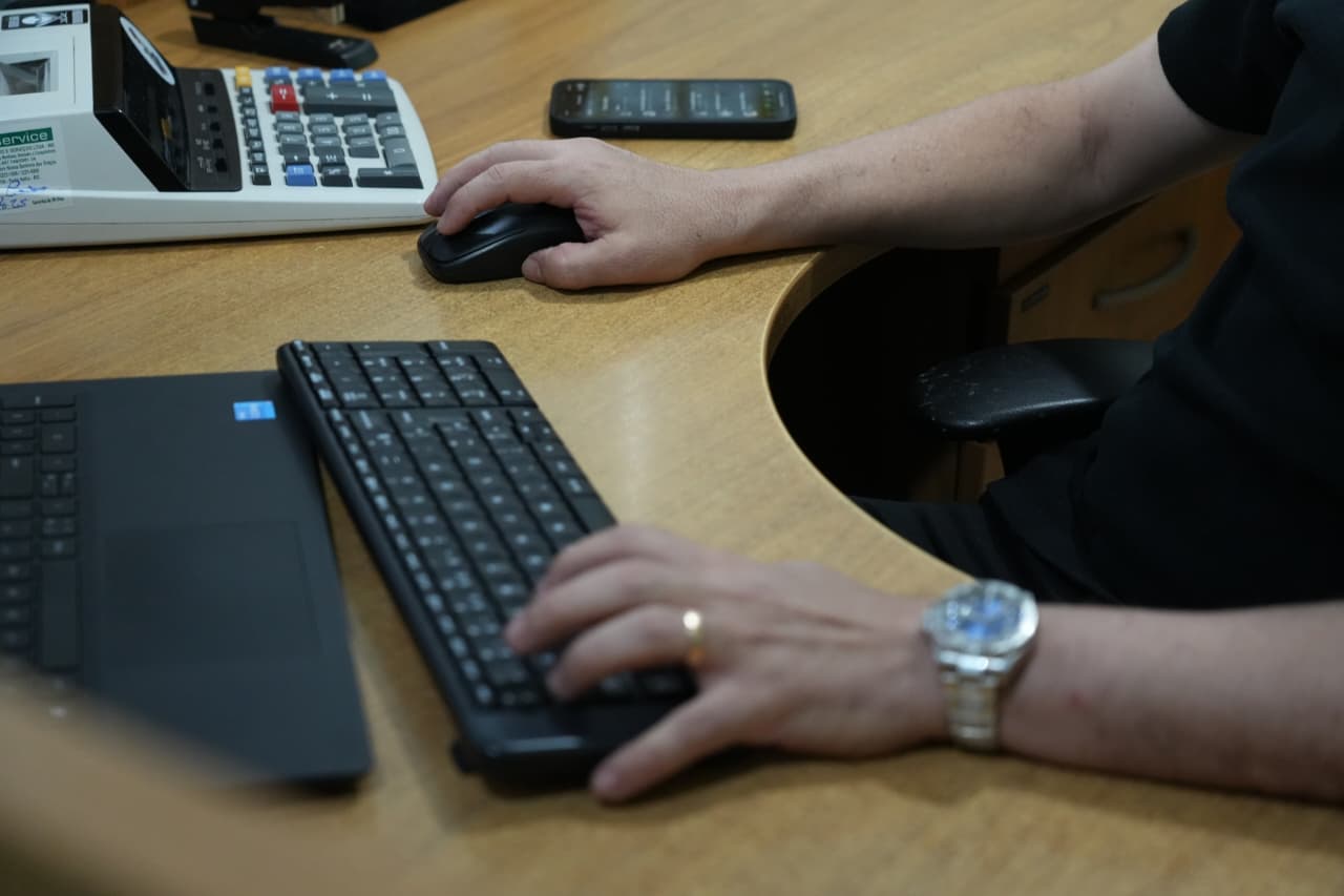 Os recursos são aplicados em projetos que atendem pessoas em situação de vulnerabilidade