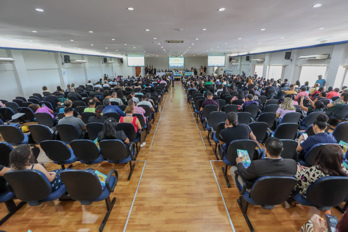 Programação inclui palestras e debates voltados à qualificação dos serviços públicos